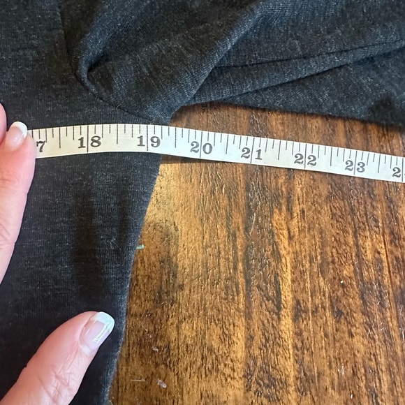 Escada Margaretha Ley | Gray New Wool Blend Crewneck Lightweight Sweater - Picture 4 of 5